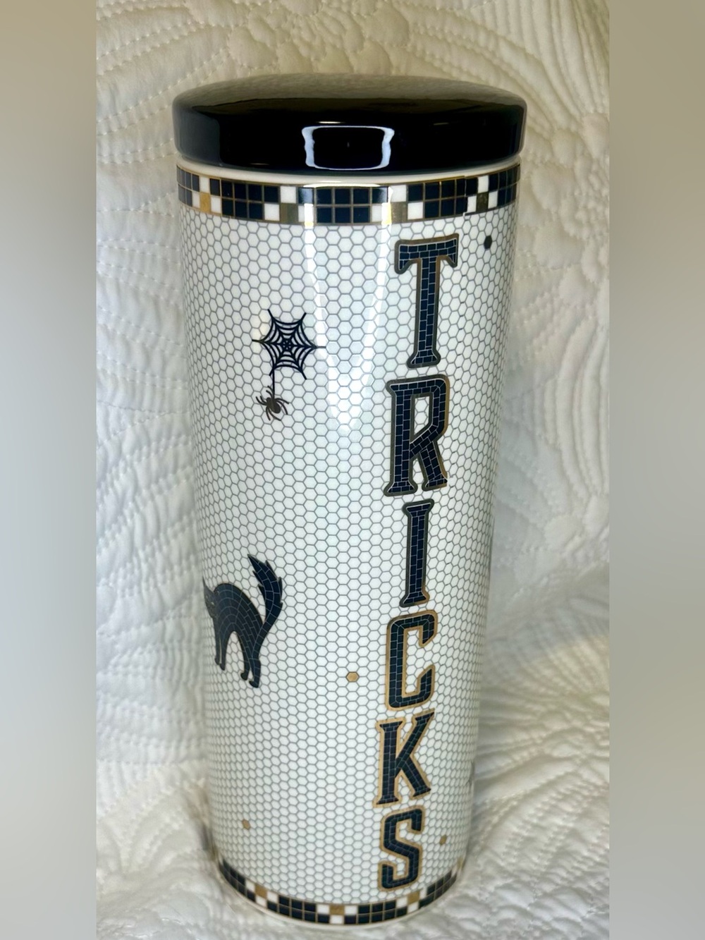 🖤 👻 🎃 New Anthropologie Bistro Tile Halloween Tricks Canister White 🖤 👻 🎃
